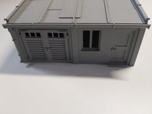 Load image into Gallery viewer, Garage Warehouse Building Workshop Wargaming Industrial 28mm Urban Lockup