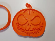 Load image into Gallery viewer, Pumpkin Halloween 3DPrinted Cookie Cutter and Stamp Spooky Baking Tool