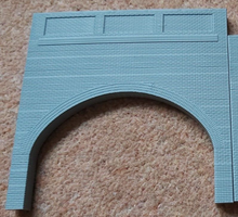 Load image into Gallery viewer, OO Gauge Model Railway Brick Arch Underpass Support Wall For Walkways Roads