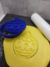 Load image into Gallery viewer, Bauble Christmas Cookie Cutter 3D Printed Biscuit Stamp Fondant Icing Decoration4