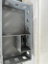 Load image into Gallery viewer, European Stately Home Mansion Building Wargaming 28mm Tabletop Gaming