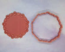 Load image into Gallery viewer, Hearts and Paws Circular Cookie Cutter 3DPrinted Biscuit Stamp Fondant Cake