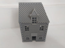 Load image into Gallery viewer, Small Ruined Town House Tabletop Terrain Wargaming Buildings 28mm