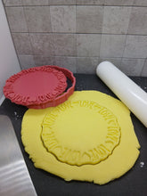 Load image into Gallery viewer, Love Circular Cookie Cutter 3D Printed Biscuit Stamp Fondant Icing Cake Decor