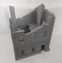 Load image into Gallery viewer, Ruined Large 3 Storey Town House Tabletop Destroyed Wargaming Buildings 28mm