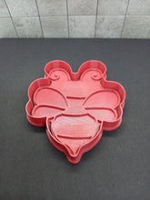 Load image into Gallery viewer, Bee Cookie Cutter 3D Printed Biscuit Stamp Fondant Icing Cake Decoration