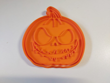 Load image into Gallery viewer, Pumpkin Halloween 3DPrinted Cookie Cutter and Stamp Spooky Baking Tool