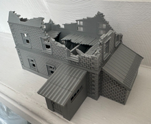Load image into Gallery viewer, 28mm Ruined Farm House Tabletop Terrain Wargaming Buildings Destroyed Farmhouse