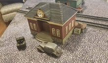 Load image into Gallery viewer, 28mm Railway Station Clock Tower Model Train Station Building with Platform