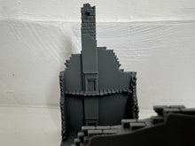 Load image into Gallery viewer, Destroyed 2 Storey Terraced House Ruins Wargaming Building 28mm