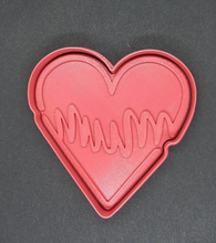 Load image into Gallery viewer, Mum Heart Shaped Cookie Cutter 3D Printed Biscuit Stamp Fondant Mothers Day