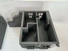 Load image into Gallery viewer, Ruined House with Wooden Barricades - Tabletop Terrain Wargaming Buildings 28mm