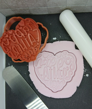 Load image into Gallery viewer, Happy Fathers Day Heart Cookie Cutter 3D Printed Biscuit Stamp Fondant Icing