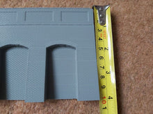 Load image into Gallery viewer, OO Gauge Model Railway Arches Road Bridge Support Wall Sections Retaining Walls