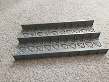 Load image into Gallery viewer, OO Gauge Twin Track Bridge Girder and Support Piers for Model Railway