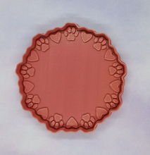 Load image into Gallery viewer, Hearts and Paws Circular Cookie Cutter 3DPrinted Biscuit Stamp Fondant Cake