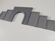 Load image into Gallery viewer, Stonework Railway Tunnel Single Track N Gauge Model Train Portal Retaining Walls