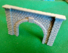 Load image into Gallery viewer, Twin Track Tunnel Portal N Gauge Model Train Entrance Stone Retaining Walls