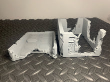 Load image into Gallery viewer, Battle Damaged Buildings Ruins Modular 28mm Sci Fi Wargaming Tabletop Terrain