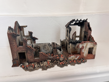 Load image into Gallery viewer, 28mm Ruined Rubble Houses Tabletop Terrain Wargaming WW2 Buildings Destroyed