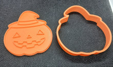 Load image into Gallery viewer, Jack O'Lantern with Hat Pumpkin Cookie Cutter 3D Printed Biscuit Stamp Fondant