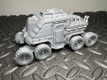 Load image into Gallery viewer, Dirt Runner Wasteland Vehicle - 3D Printed Sci-Fi Armoured Transport for 28mm