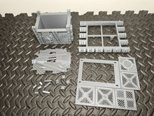 Load image into Gallery viewer, 28mm Wasteland Medium Shanty Huts Sci-Fi or Post-Apocalyptic Terrain