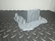 Load image into Gallery viewer, Desert Edge Bunker Desert Outpost Tatooine Sci Fi Style Building 28mm 32mm