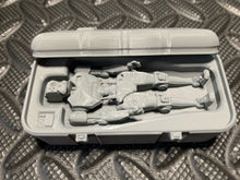 Load image into Gallery viewer, Robot Cyborg Crates Droid Delivery Boxes Fantasy Sci-Fi 28mm 3D Printed