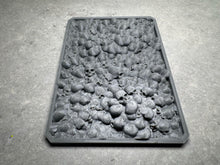 Load image into Gallery viewer, Skull Graveyard Dry Brush Texture Palette for Miniature Painting - Unprimed