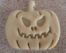 Load image into Gallery viewer, Pumpkin Halloween Jack-o-Lantern 3DPrinted Cookie Cutter Stamp Baking Shape Tool