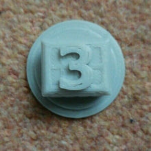 Load image into Gallery viewer, Warhammer Crates 40k Style Objective Markers Numbers Colour Choice 30mm