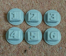Load image into Gallery viewer, Warhammer Crates 40k Style Objective Markers Numbers Colour Choice 30mm