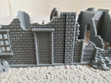 Load image into Gallery viewer, Destroyed Ruins English Terraced House Wargaming Building 28mm Interlocking