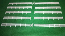 Load image into Gallery viewer, Model Railway Line Side Fence 00/H0 gauge Scenery Fence Kit  10 Panels + 2 Gates