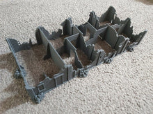 Load image into Gallery viewer, Destroyed Ruins English Terraced House Wargaming Building 28mm Interlocking