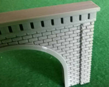 Load image into Gallery viewer, Stonework Detail Railway Tunnel TwinTrack N Gauge Model Train Portal Entrance