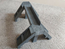 Load image into Gallery viewer, Modular Stairs Walkway System 28mm Wargame Cyberpunk Platform Steps Scenery Wargaming