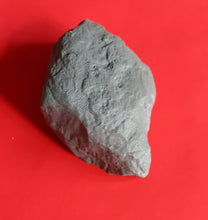 Load image into Gallery viewer, Boulders Rocks 28mm Wargame Role Play Scenery Objective 3D Printed 5 Styles