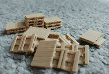 Load image into Gallery viewer, Real Wood Pallets Model Railway Scenery 00 Gauge Euro Pallet Ready Made 24 Pack