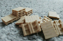 Load image into Gallery viewer, Real Wood Pallets Model Railway Scenery 00 Gauge Euro Pallet Ready Made 24 Pack