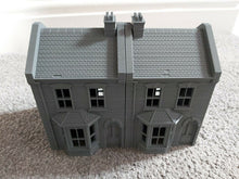 Load image into Gallery viewer, English House Modern Warfare Warhammer Wargame Style Building 28mm Semi Terraced