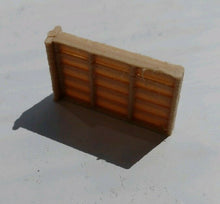 Load image into Gallery viewer, Real Wood Filament 4ft Fence Model Railway Lineside Scenery 00 Gauge x 6