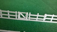 Load image into Gallery viewer, Model Railway Line Side Fencing 00gauge Farming Wargames 10 Panels + 1 Gate