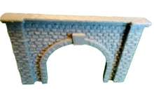 Load image into Gallery viewer, Twin Track Tunnel Portal N Gauge Model Train Portal Entrance Stonework Effect