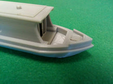 Load image into Gallery viewer, Leisure Wide Canal Boat Barge River Boat 00 gauge Model Railway Scenery Diorama
