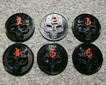 Load image into Gallery viewer, Warhammer Skulls 40k Style Objective Markers Numbers Colour Choice 40mm