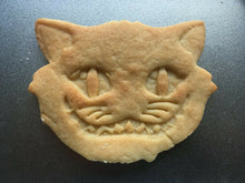 Load image into Gallery viewer, Cheshire Cat Smiling 3D Printed Cookie Cutter Stamp Baking Biscuit Shape Tool