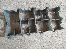 Load image into Gallery viewer, Destroyed Ruins English Terraced House Wargaming Building 28mm Interlocking