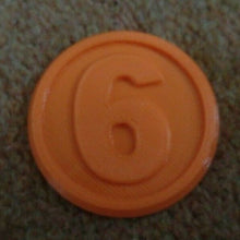 Load image into Gallery viewer, Warhammer 40k Style Objective Markers Bold Number Circular Colour Choice 40mm